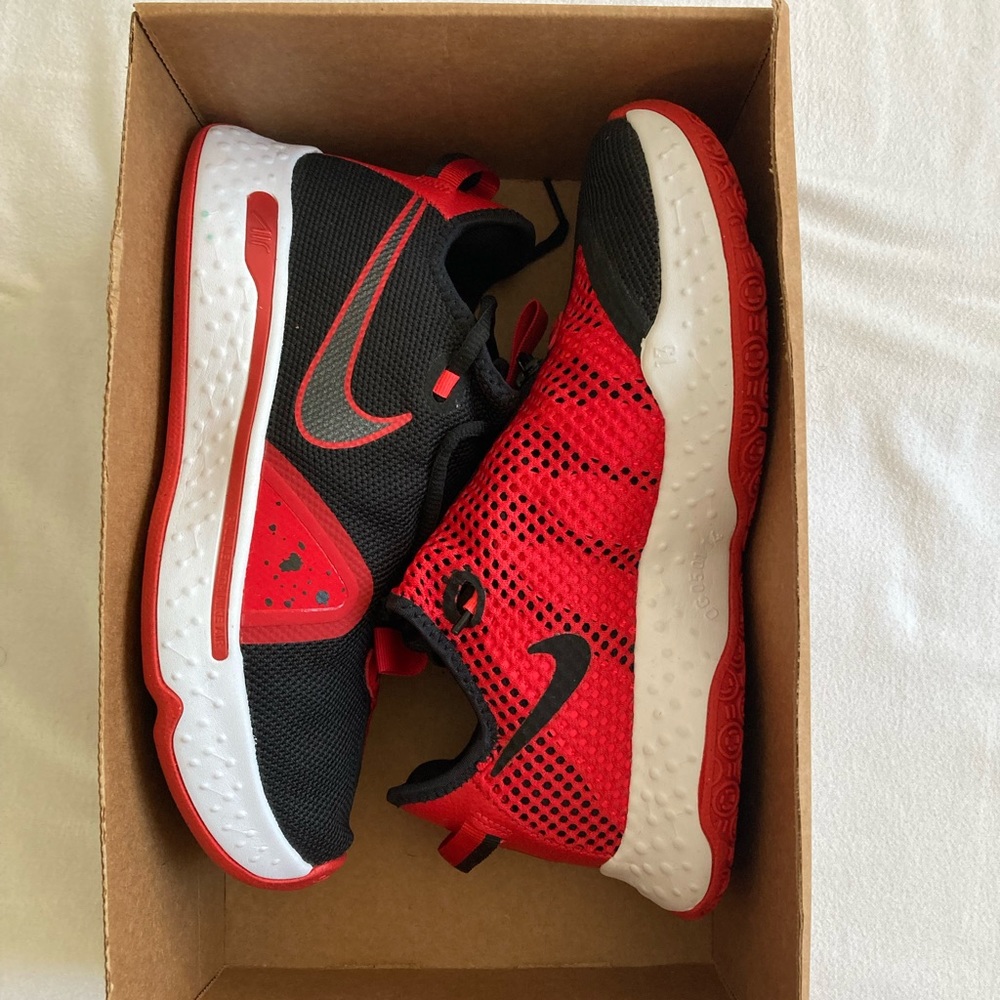NWB PG4 “Bred” 👟, size 7.5.